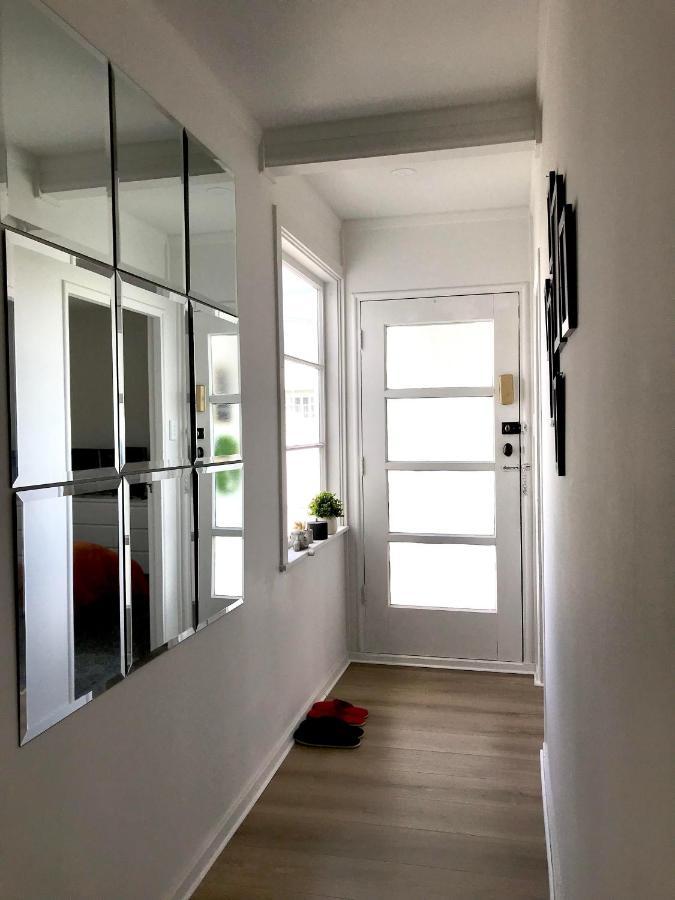 Bright & Comfy Stay In Newly Renovated Home With Parking Окленд Экстерьер фото