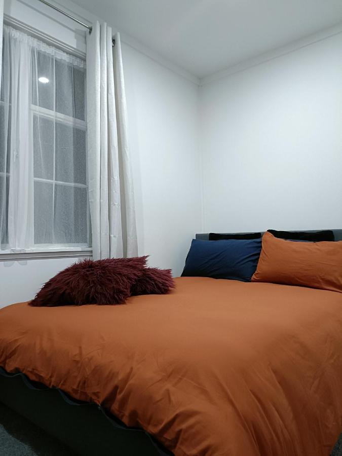 Bright & Comfy Stay In Newly Renovated Home With Parking Окленд Экстерьер фото