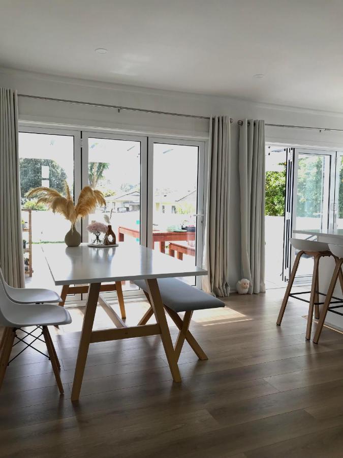 Bright & Comfy Stay In Newly Renovated Home With Parking Окленд Экстерьер фото